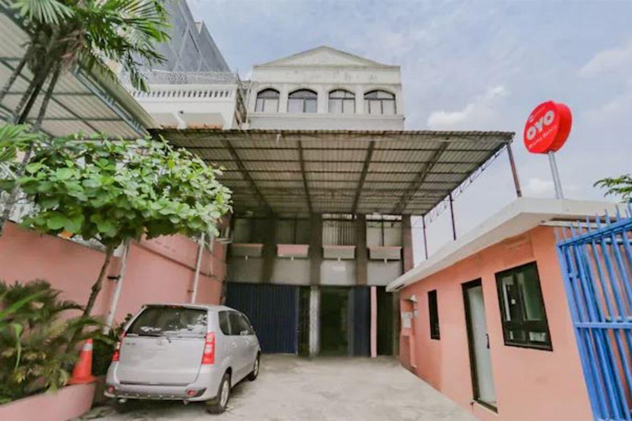 ホテル Reddoorz Syariah Near Stasiun Karet ジャカルタ エクステリア 写真